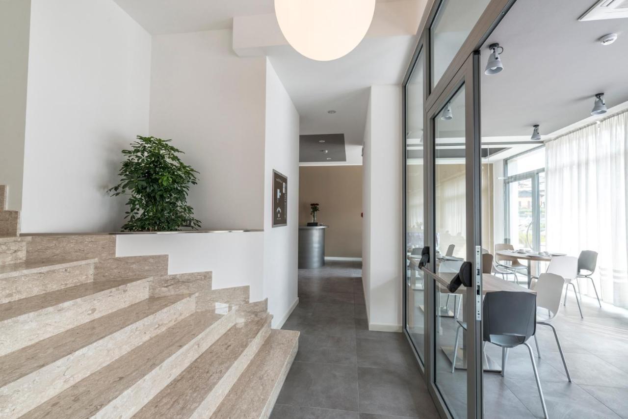 Albergo Garni Francesco Torbole Sul Garda Exterior photo