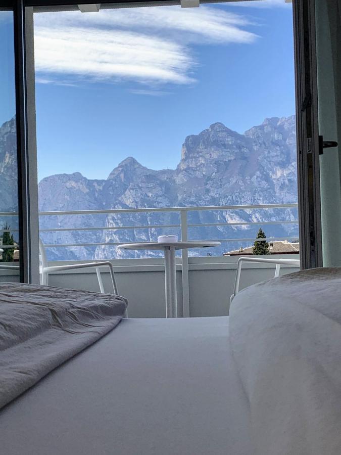 Albergo Garni Francesco Torbole Sul Garda Exterior photo